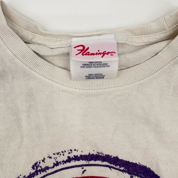vintage and distressed Flamingo Graphic Tee | women’s medium - Picture 3 of 6